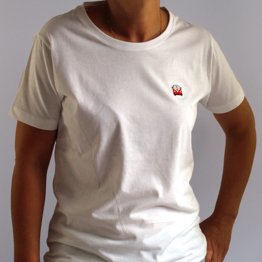 tshirt blanc brodé combi t4