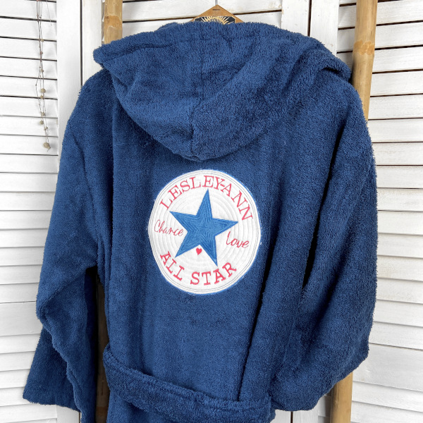 Peignoir capuche motif Star brodé dos Peignoir capuche motif Star dans le dos