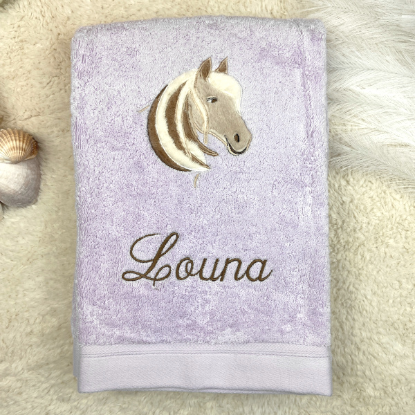 drap bain parme cheval personnalisé Louna broderie